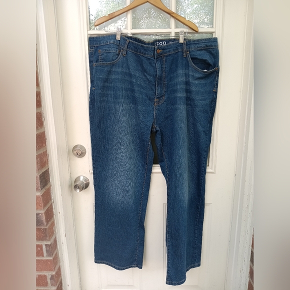 Izod relaxed men jeans size 48×30 - Picture 1 of 3